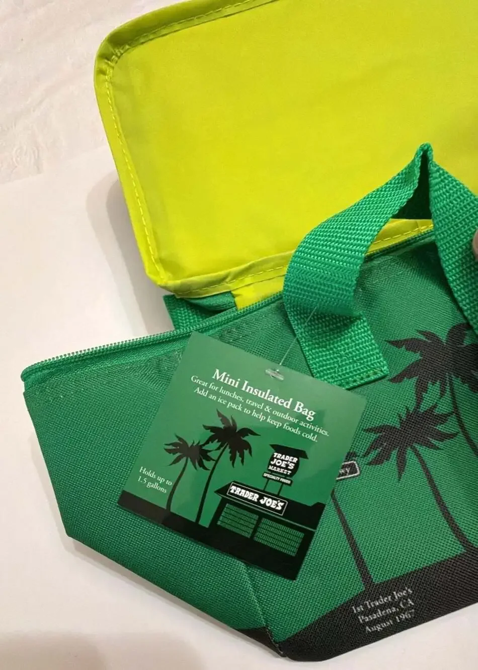 BRAND NEW Trader Joes Mini Insulated Bag GREEN Limited Edition
